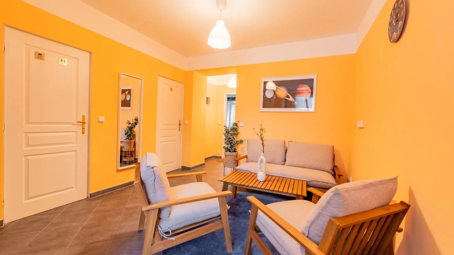 Stellar Female Hostel Prague